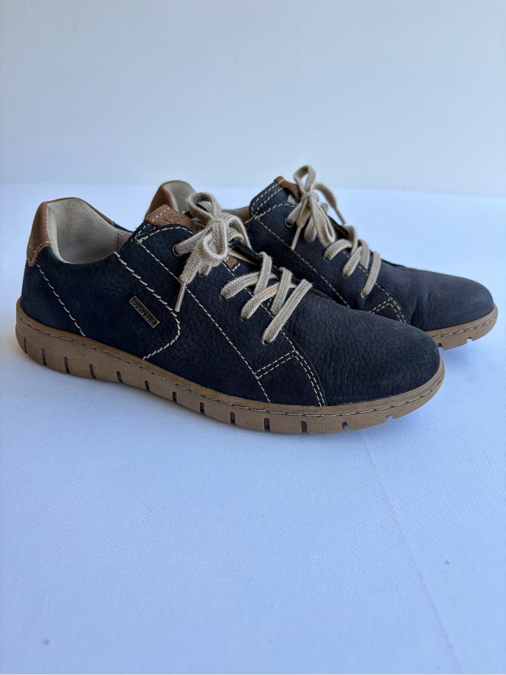 Josef Seibel Steffi 62 Waterproof Blue Leather Sneaker Oxfords 39 US 8.5